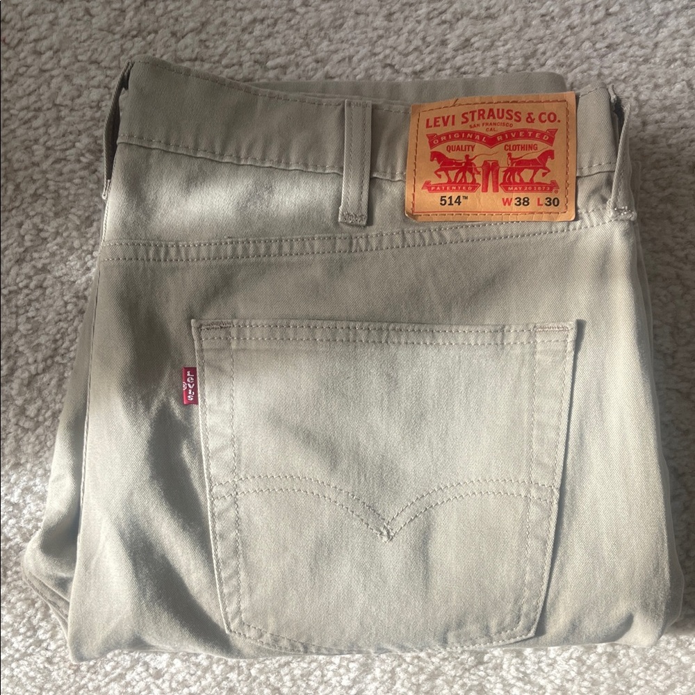 Levi's Men's Beige Slim Straight Jeans